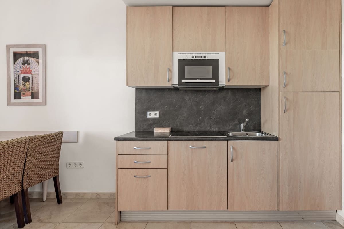 2 sypialnia Apartament na sprzedaż w Manilva z basenem garażem - 200 000 € (Ref: 9714058)