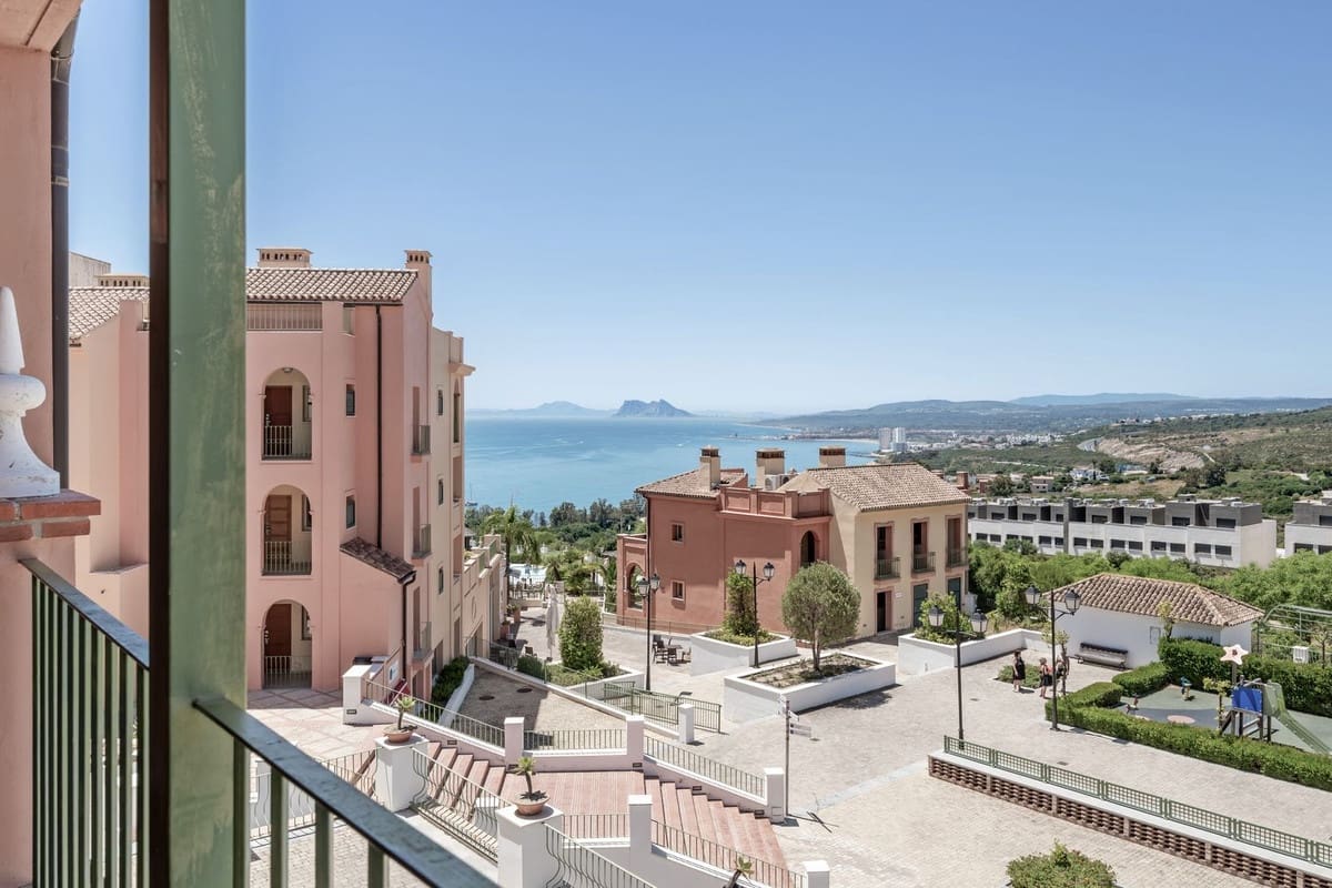 2 sypialnia Apartament na sprzedaż w Manilva z basenem garażem - 200 000 € (Ref: 9714058)