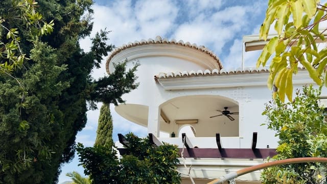 2 slaapkamer Huis te koop in Mijas met zwembad garage - € 659.000 (Ref: 9714064)