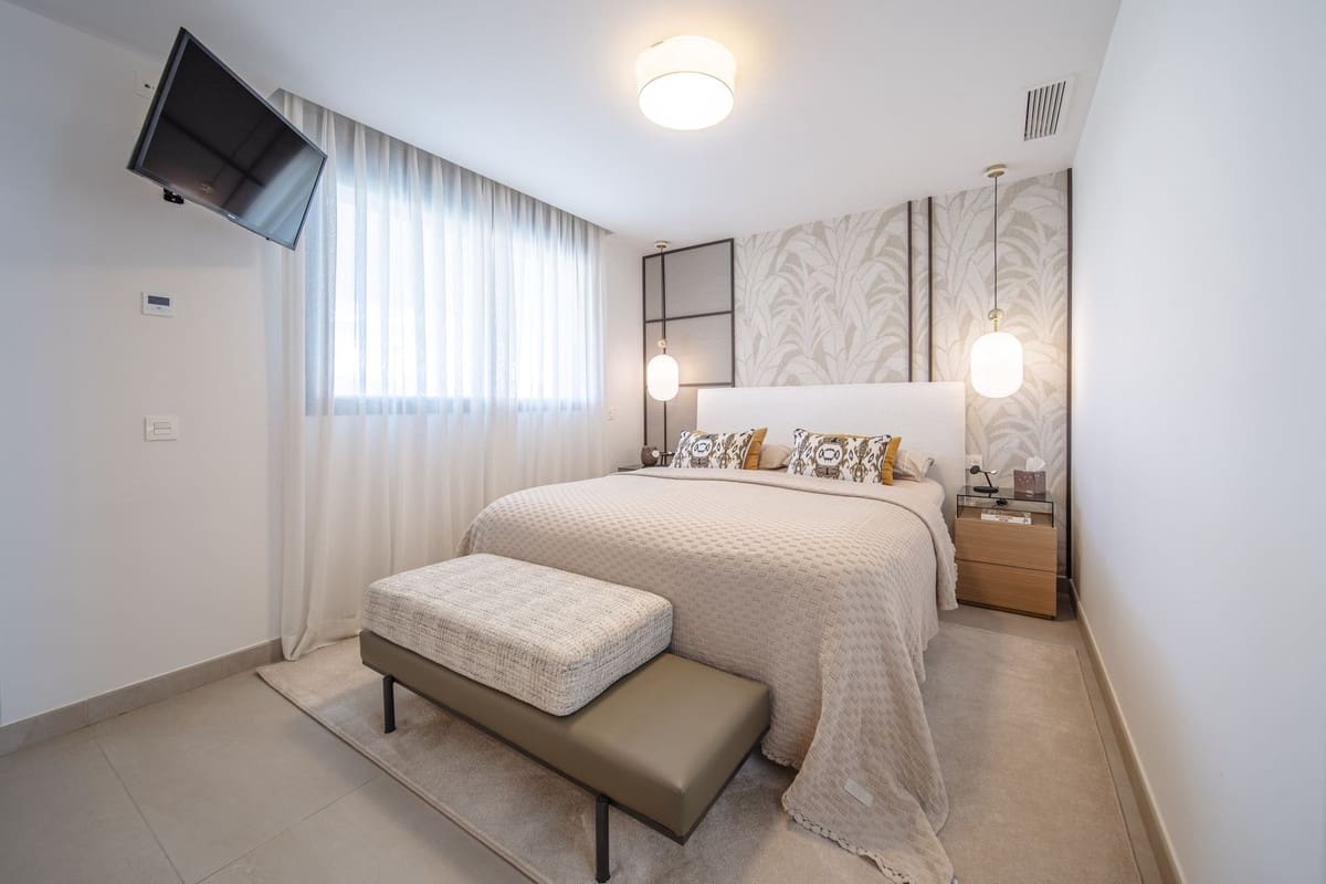 4 bedroom Apartment for sale in Carvajal with pool garage - € 1,850,000 (Ref: 9714098)