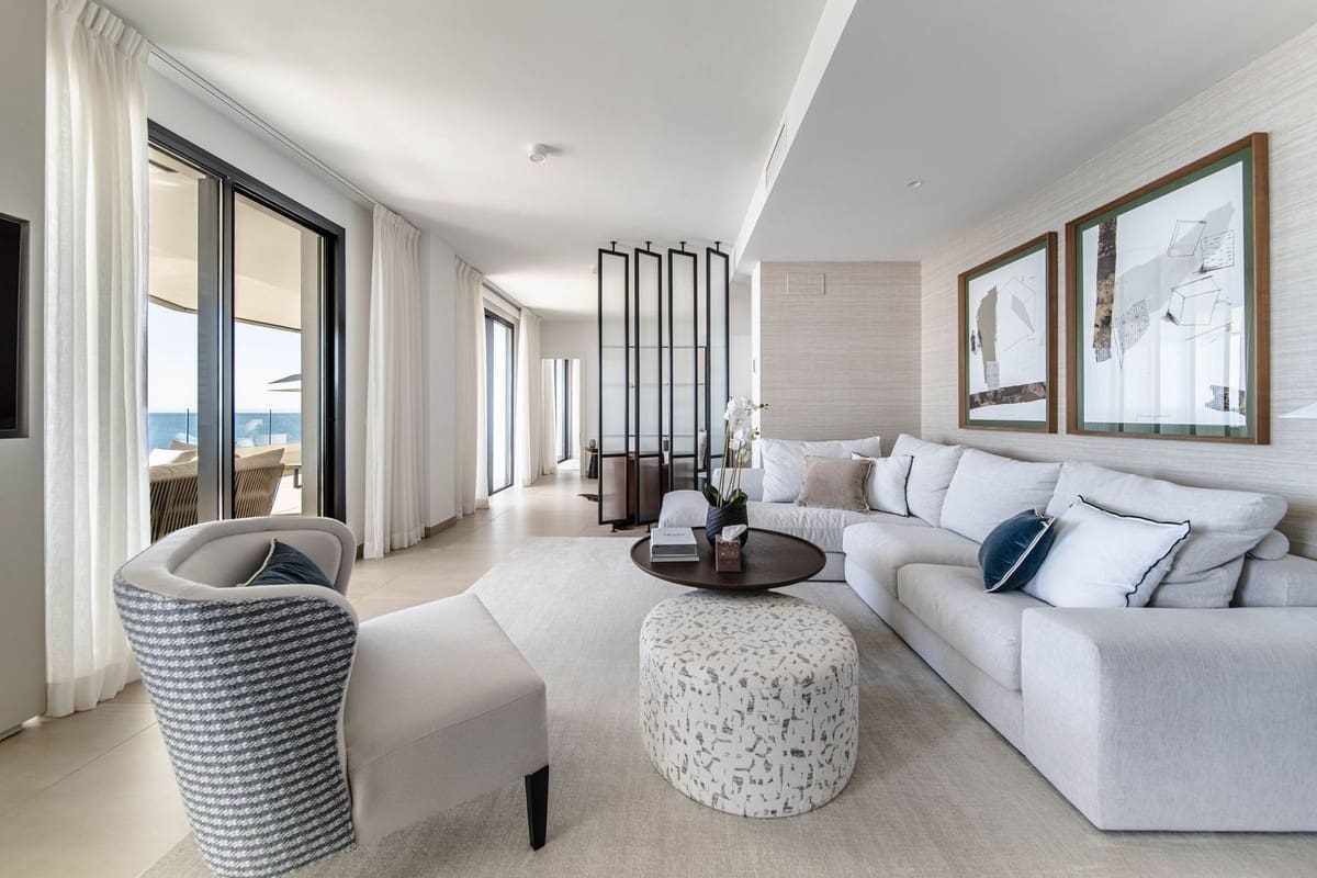 4 bedroom Apartment for sale in Carvajal with pool garage - € 1,850,000 (Ref: 9714098)