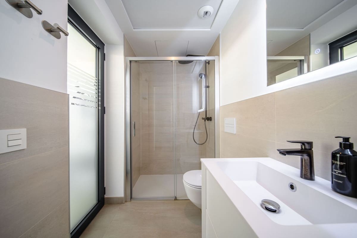 4 bedroom Apartment for sale in Carvajal with pool garage - € 1,850,000 (Ref: 9714098)