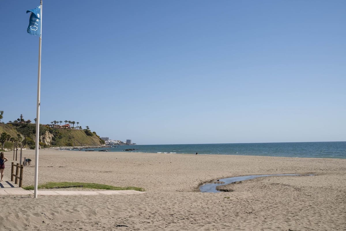 4 bedroom Apartment for sale in Carvajal with pool garage - € 1,850,000 (Ref: 9714098)