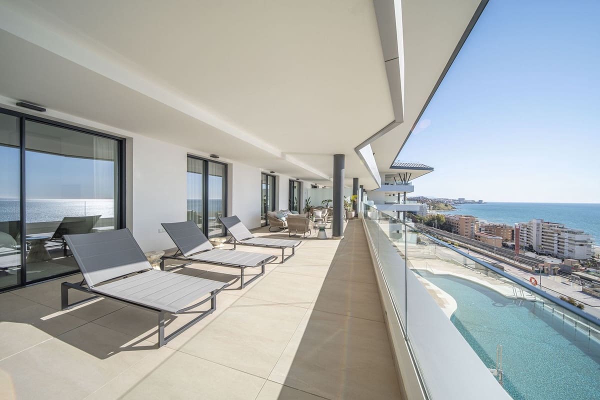 4 bedroom Apartment for sale in Carvajal with pool garage - € 1,850,000 (Ref: 9714098)