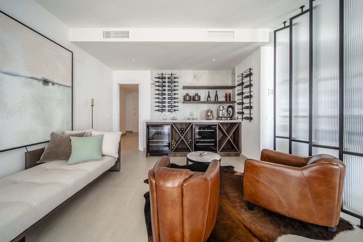 4 bedroom Apartment for sale in Carvajal with pool garage - € 1,850,000 (Ref: 9714098)