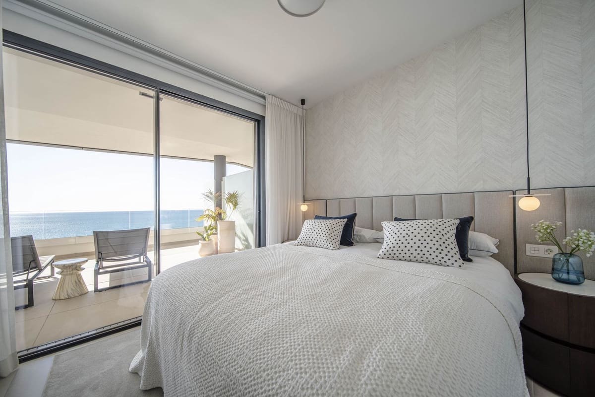 4 bedroom Apartment for sale in Carvajal with pool garage - € 1,850,000 (Ref: 9714098)