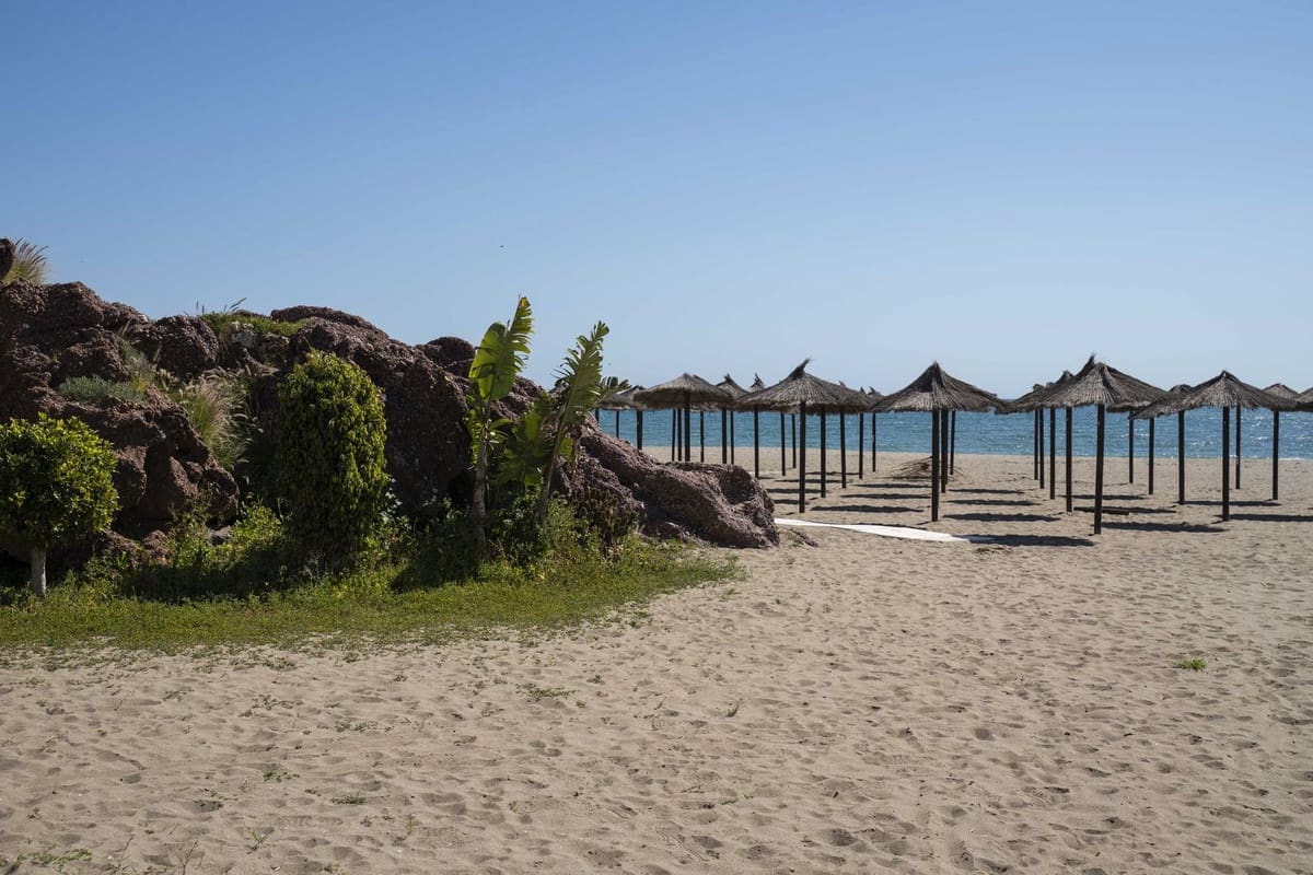 4 bedroom Apartment for sale in Carvajal with pool garage - € 1,850,000 (Ref: 9714098)