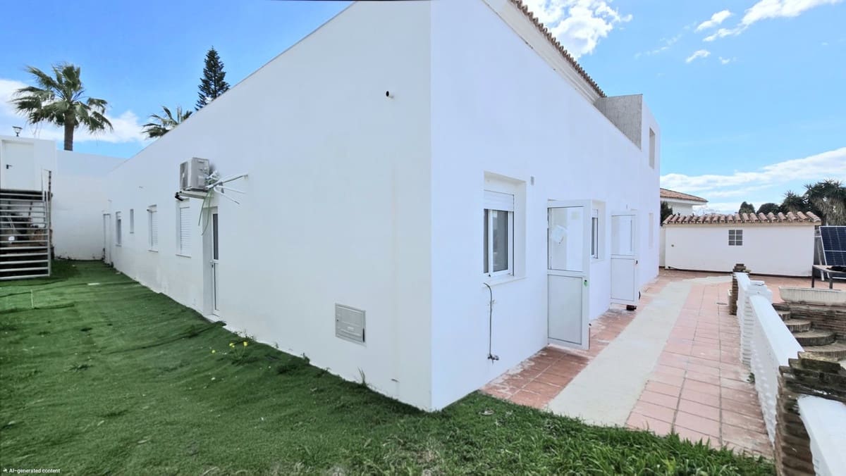 8 Zimmer Villa zu verkaufen in Riviera del Sol mit Pool Garage - 1.750.000 € (Ref: 9714107)