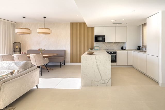 2 quarto Penthouse para venda em Fuengirola com garagem - 999 000 € (Ref: 9714114)