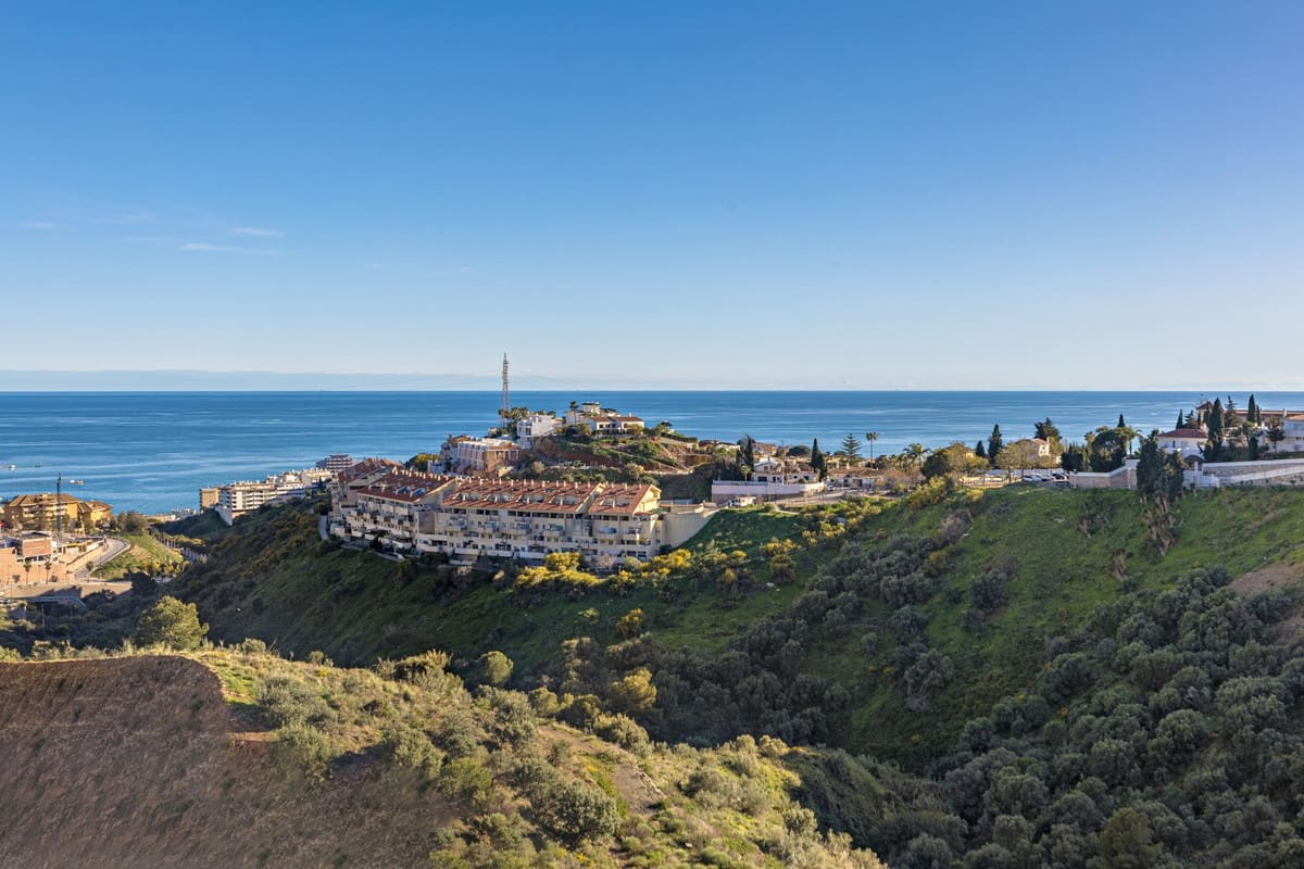 2 quarto Penthouse para venda em Fuengirola com garagem - 999 000 € (Ref: 9714114)