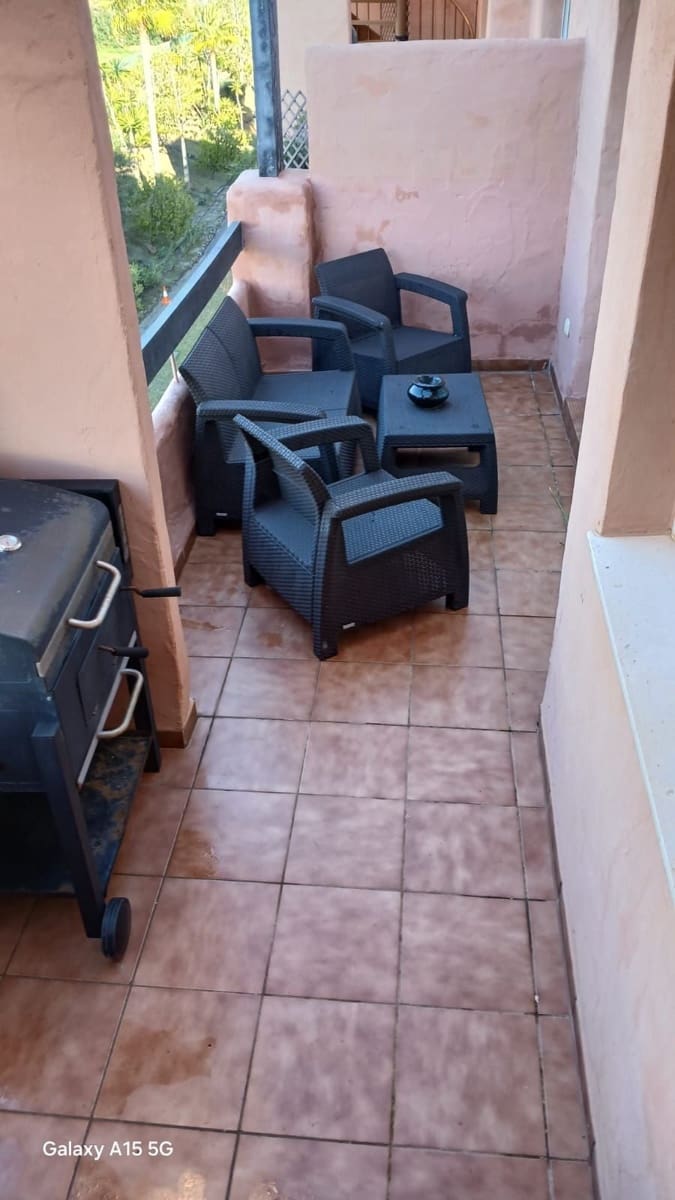 2 bedroom Penthouse for sale in Casares with pool garage - € 317,000 (Ref: 9714148)