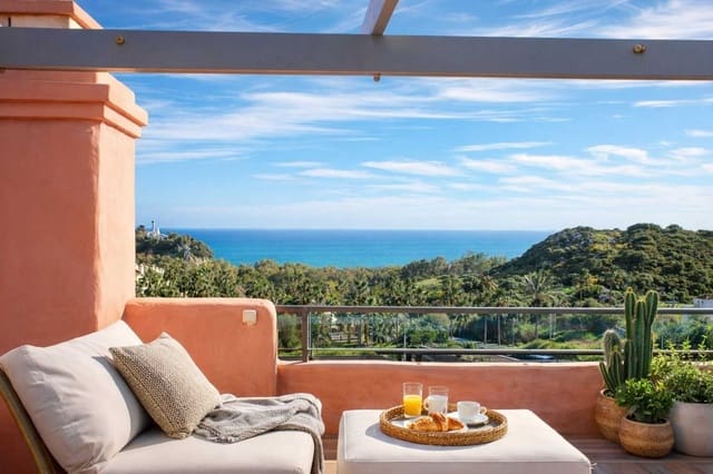 2 chambre Penthouse à vendre à Casares avec piscine garage - 317 000 € (Ref: 9714148)