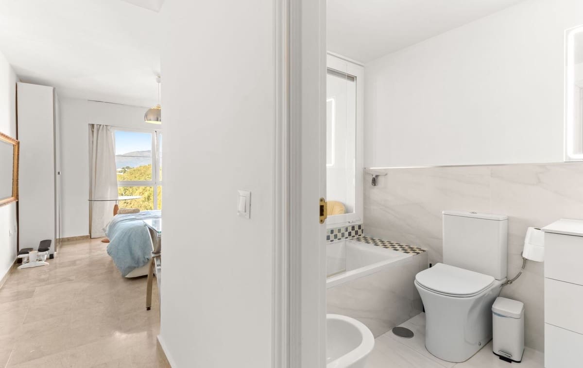 2 soverom Penthouse til salgs i Atalaya-Isdabe med svømmebasseng garasje - € 495 000 (Ref: 9715476)