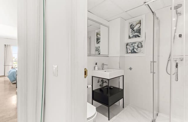 2 soverom Penthouse til salgs i Atalaya-Isdabe, Estepona med svømmebasseng garasje - € 495 000 (Ref: 9715476)