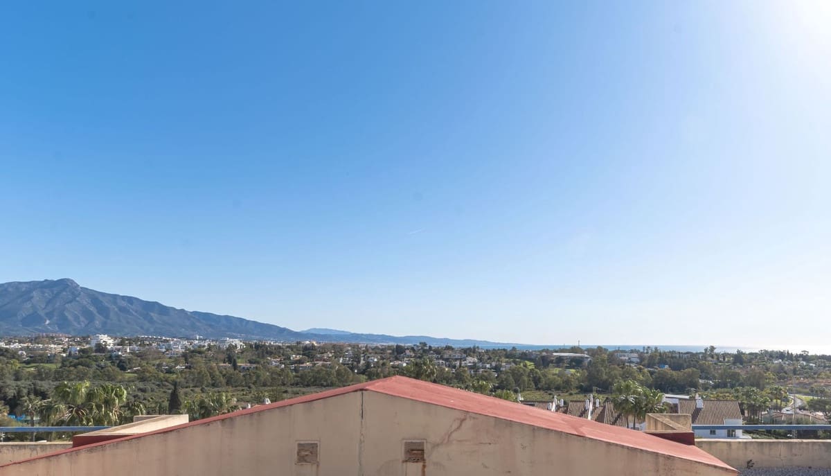 2 soverom Penthouse til salgs i Atalaya-Isdabe med svømmebasseng garasje - € 495 000 (Ref: 9715476)