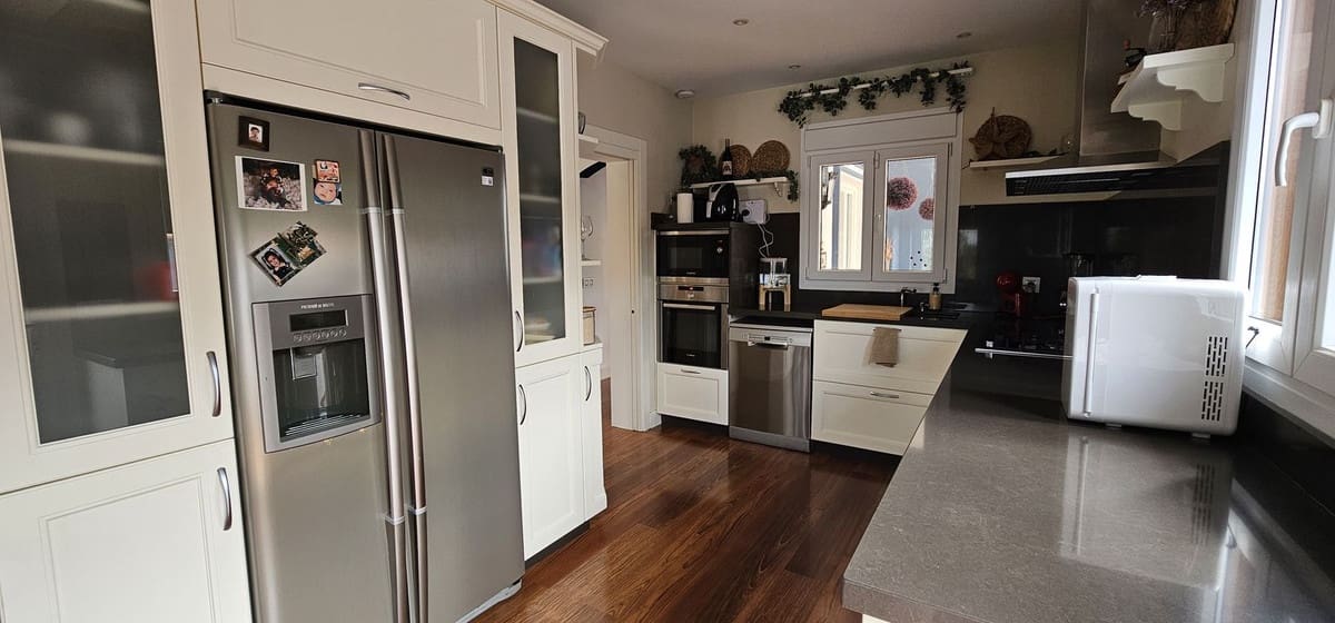 3 camera da letto Villa in vendita in Alhaurin de la Torre con piscina garage - 825.000 € (Rif: 9716579)