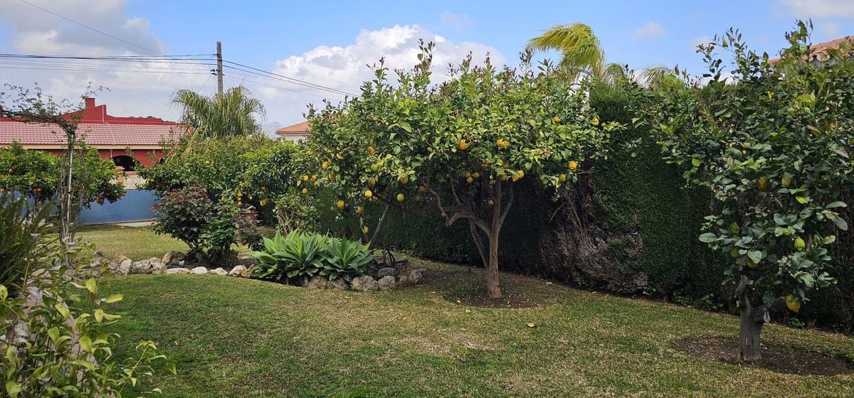 3 camera da letto Villa in vendita in Alhaurin de la Torre con piscina garage - 825.000 € (Rif: 9716579)