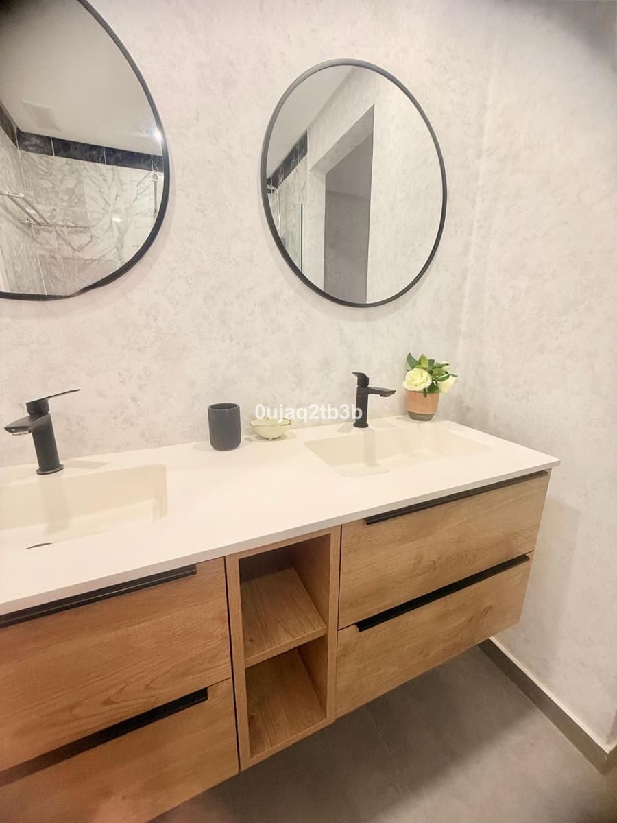 Apartamento de 2 habitaciones en Golden Mile en venta con piscina - 475.000 € (Ref: 9716580)