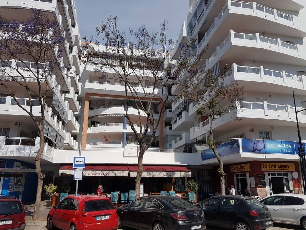 2 quarto Apartamento para venda em Fuengirola com piscina - 410 000 € (Ref: 9716582)
