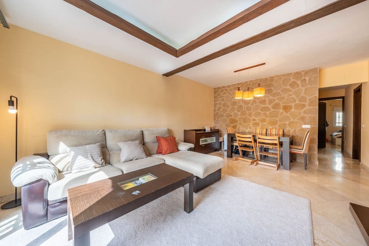 2 camera da letto Appartamento in vendita in Aloha Golf con piscina garage - 419.000 € (Rif: 9716583)