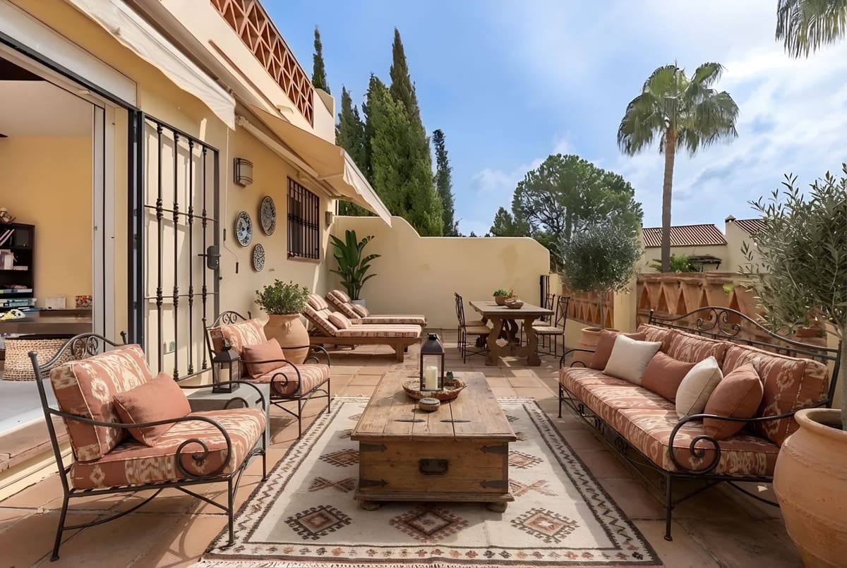 2 camera da letto Appartamento in vendita in Aloha Golf con piscina garage - 419.000 € (Rif: 9716583)