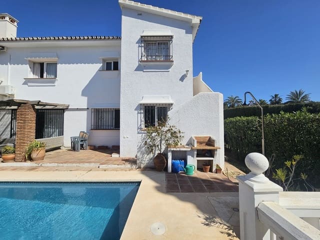4 Zimmer Villa zu verkaufen in Riviera del Sol, Mijas mit Pool Garage - 795.000 € (Ref: 9716585)