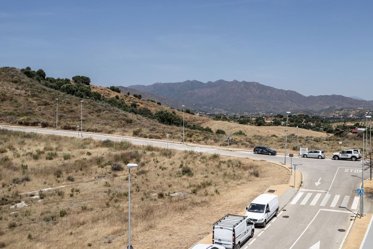 2 bedroom Penthouse for sale in La Cala de Mijas with pool garage - € 359,000 (Ref: 9716586)