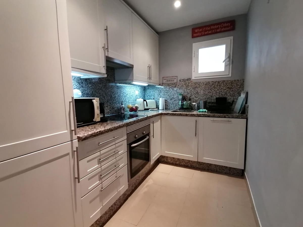 Studio à vendre à Marbella avec piscine garage - 324 900 € (Ref: 9716587)