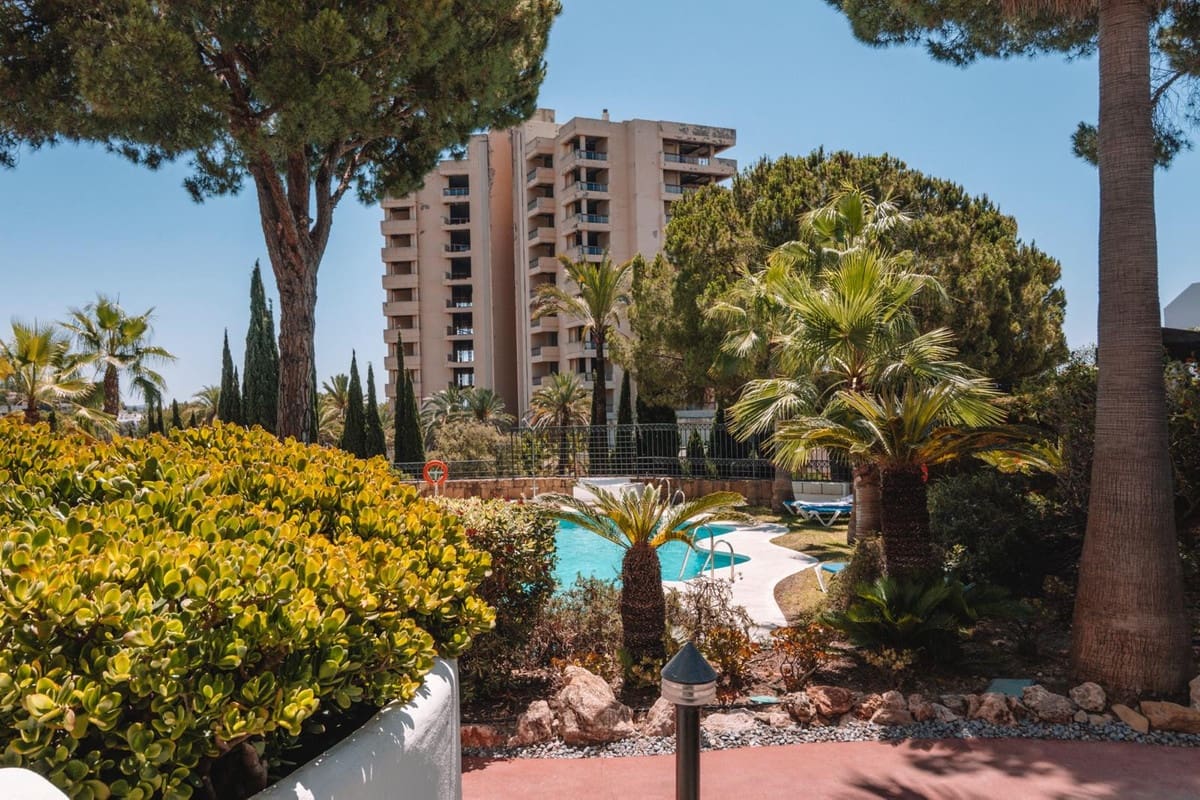 Studio à vendre à Marbella avec piscine garage - 324 900 € (Ref: 9716587)