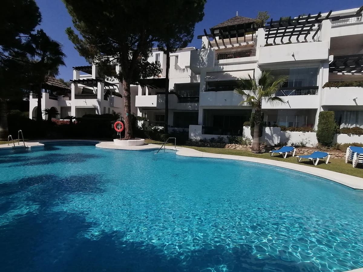 Studio à vendre à Marbella avec piscine garage - 324 900 € (Ref: 9716587)