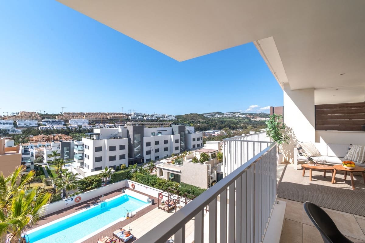 2 chambre Appartement à vendre à La Cala de Mijas avec piscine - 689 000 € (Ref: 9716588)