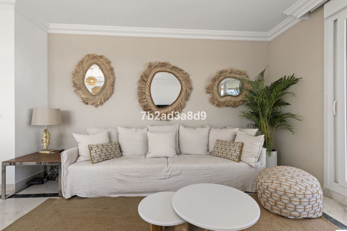 3 slaapkamer Penthouse te koop in Puerto Banus met garage - € 2.300.000 (Ref: 9716590)