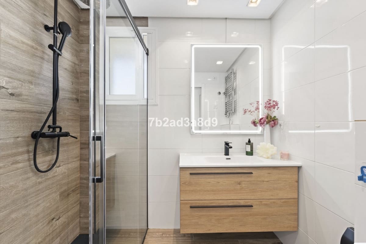 3 slaapkamer Penthouse te koop in Puerto Banus met garage - € 2.300.000 (Ref: 9716590)