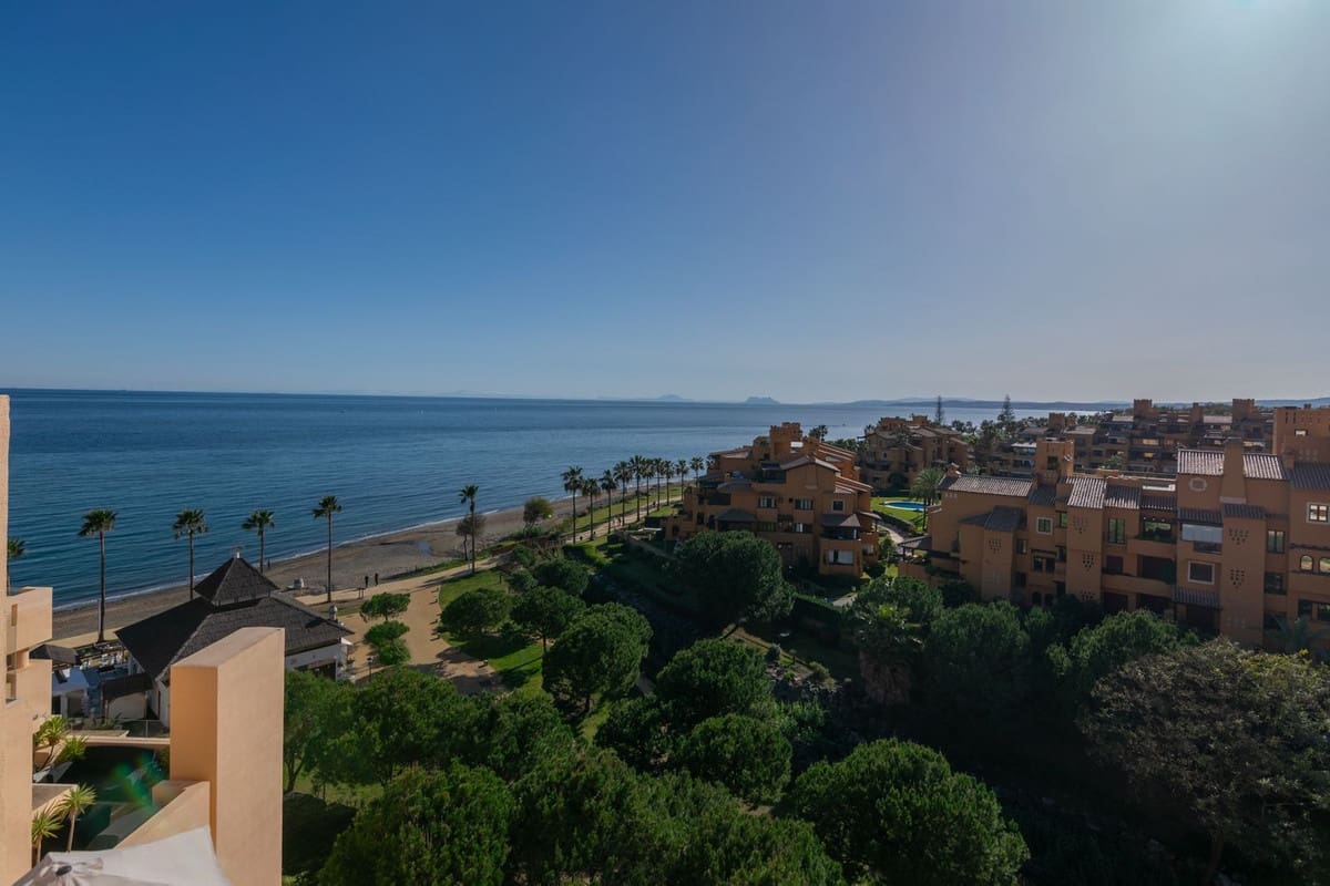 4 chambre Penthouse à vendre à New Golden Mile avec piscine garage - 1 150 000 € (Ref: 9720451)