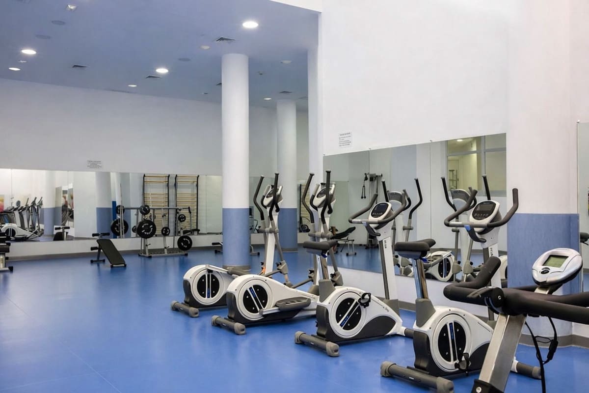 4 chambre Penthouse à vendre à New Golden Mile avec piscine garage - 1 150 000 € (Ref: 9720451)