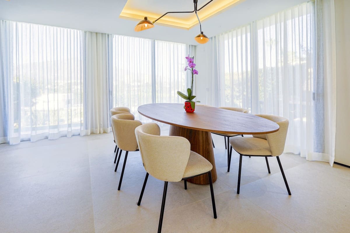 5 bedroom Villa for sale in Nueva Andalucia with pool garage - € 3,150,000 (Ref: 9720522)