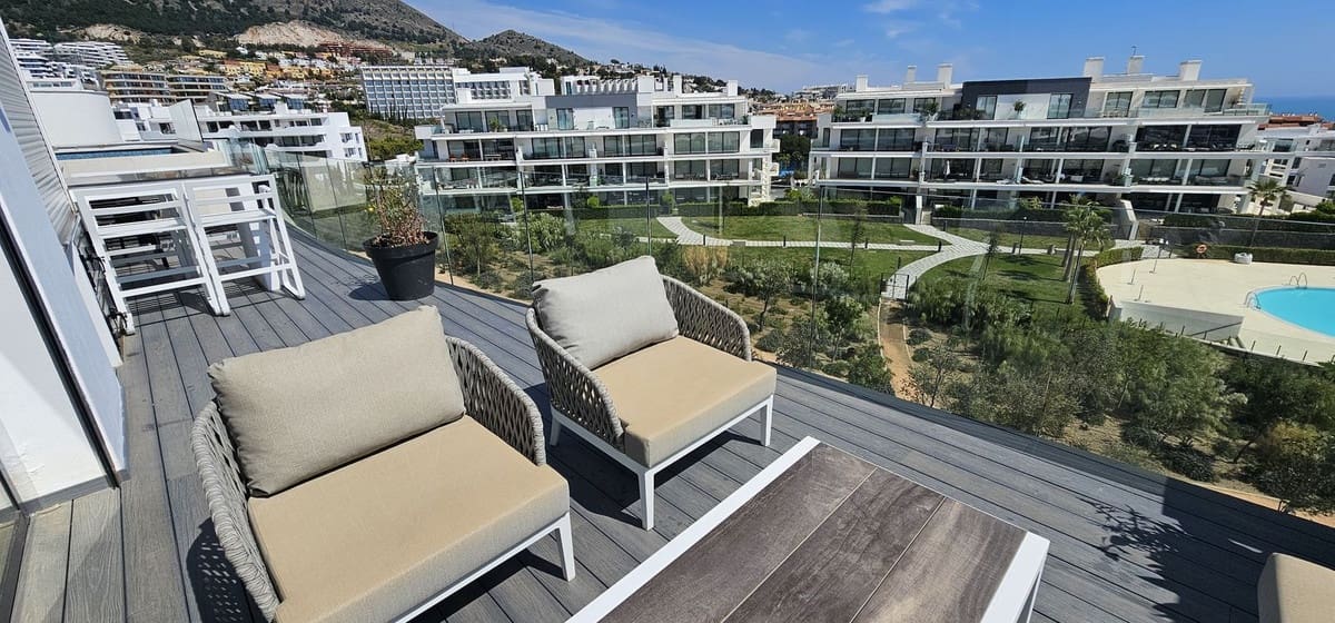 3 soveværelse Penthouse til salg i Fuengirola med swimmingpool garage - € 1.675.000 (Ref: 9720527)