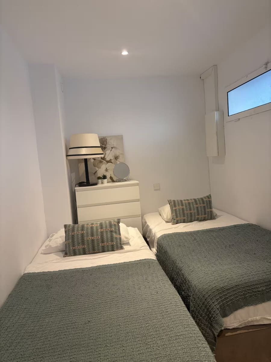 2 bedroom Apartment for sale in San Pedro de Alcantara with garage - € 499,000 (Ref: 9720529)