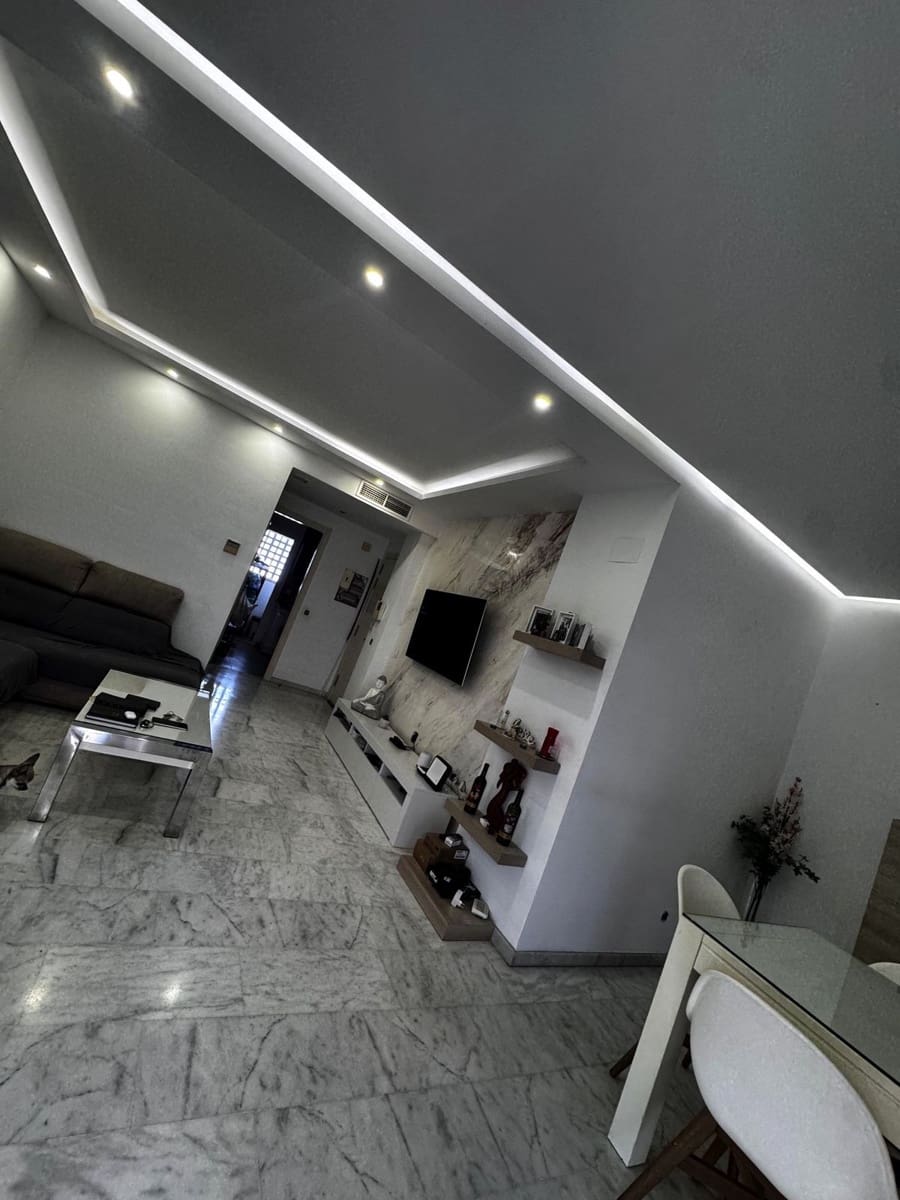 3 sypialnia Apartament na sprzedaż w Estepona z basenem garażem - 395 000 € (Ref: 9724902)