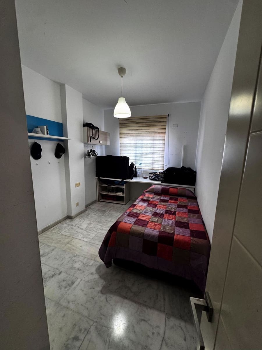 3 sypialnia Apartament na sprzedaż w Estepona z basenem garażem - 395 000 € (Ref: 9724902)