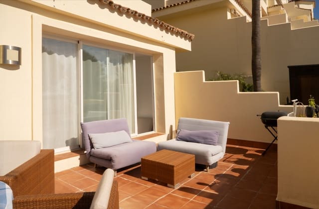 Apartamento de 2 habitaciones en Benahavís en venta con piscina garaje - 430.000 € (Ref: 9724904)