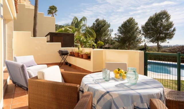 Apartamento de 2 habitaciones en Benahavís en venta con piscina garaje - 430.000 € (Ref: 9724904)