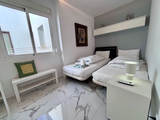 2 chambre Penthouse à vendre à Marbella - 545 000 € (Ref: 9724957)