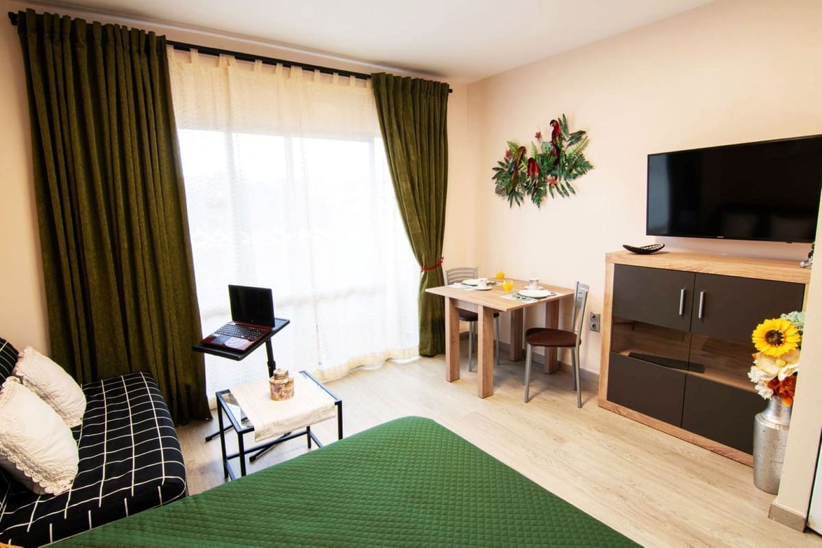 Studio à vendre à Benalmadena avec piscine - 235 000 € (Ref: 9731222)