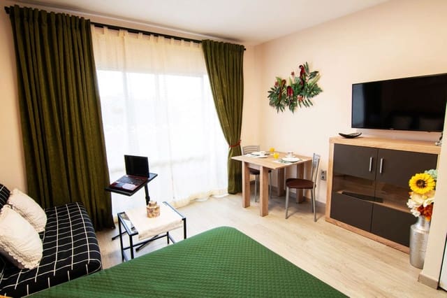 Studio à vendre à Benalmádena avec piscine - 235 000 € (Ref: 9731222)