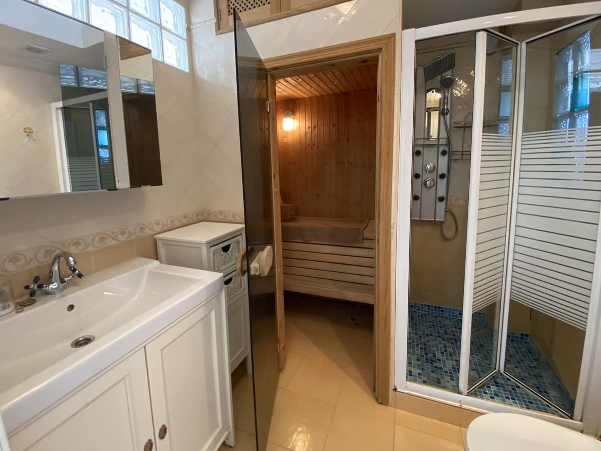 4 soverom Leilighet til salgs i Arroyo de la Miel med svømmebasseng garasje - € 435 000 (Ref: 9733455)