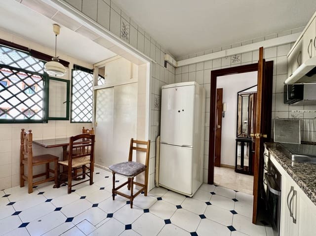 3 makuuhuone Huoneisto myytävänä paikassa Fuengirola - 339 000 € (Ref: 9733468)