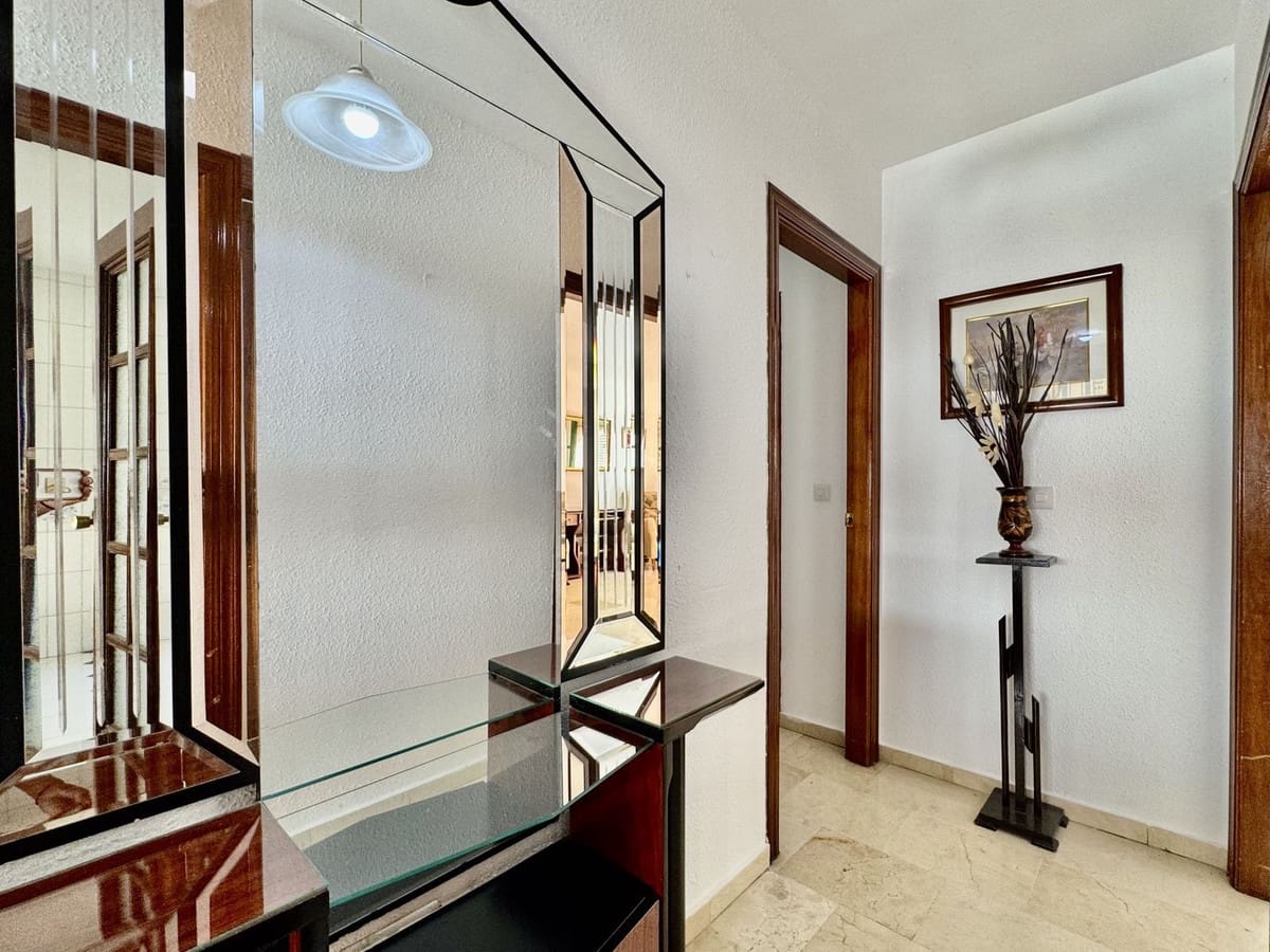 3 makuuhuone Huoneisto myytävänä paikassa Fuengirola - 339 000 € (Ref: 9733468)