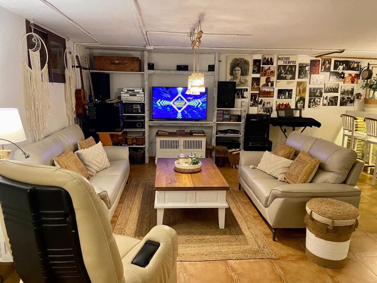 4 slaapkamer Villa te koop in La Sierrezuela met zwembad garage - € 1.449.000 (Ref: 9733470)