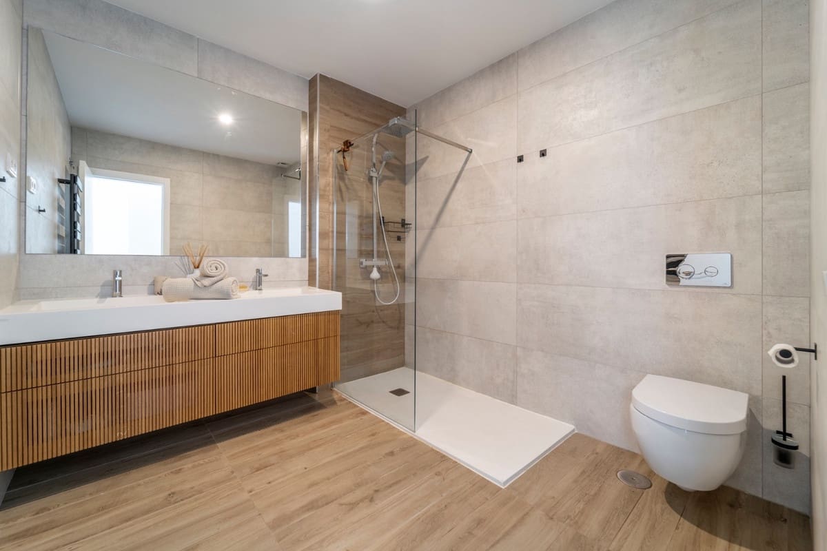 3 soverom Penthouse til salgs i Marbella med svømmebasseng garasje - € 1 795 000 (Ref: 9736036)